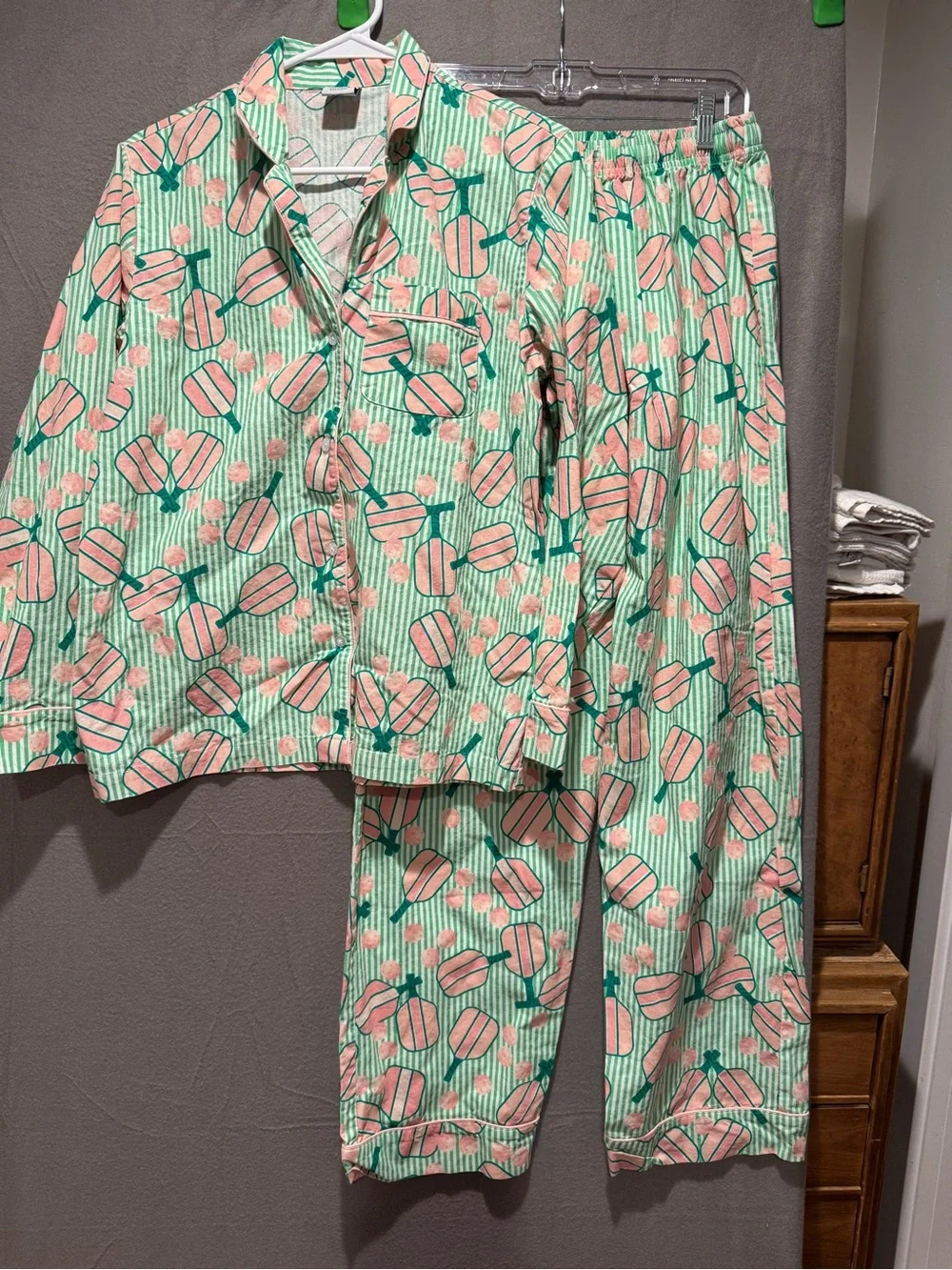 8 Oak Lane Green Printed Pajama Set with Pickleball Pattern